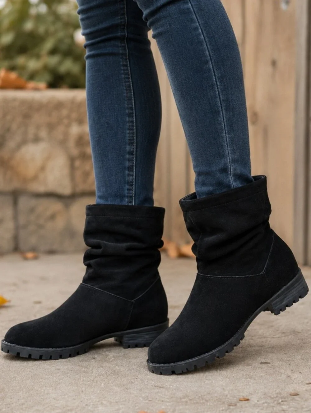 Chinese Laundry Flip Moto Minimalist Suede Slouch Lug Sole Bootie 6.5M